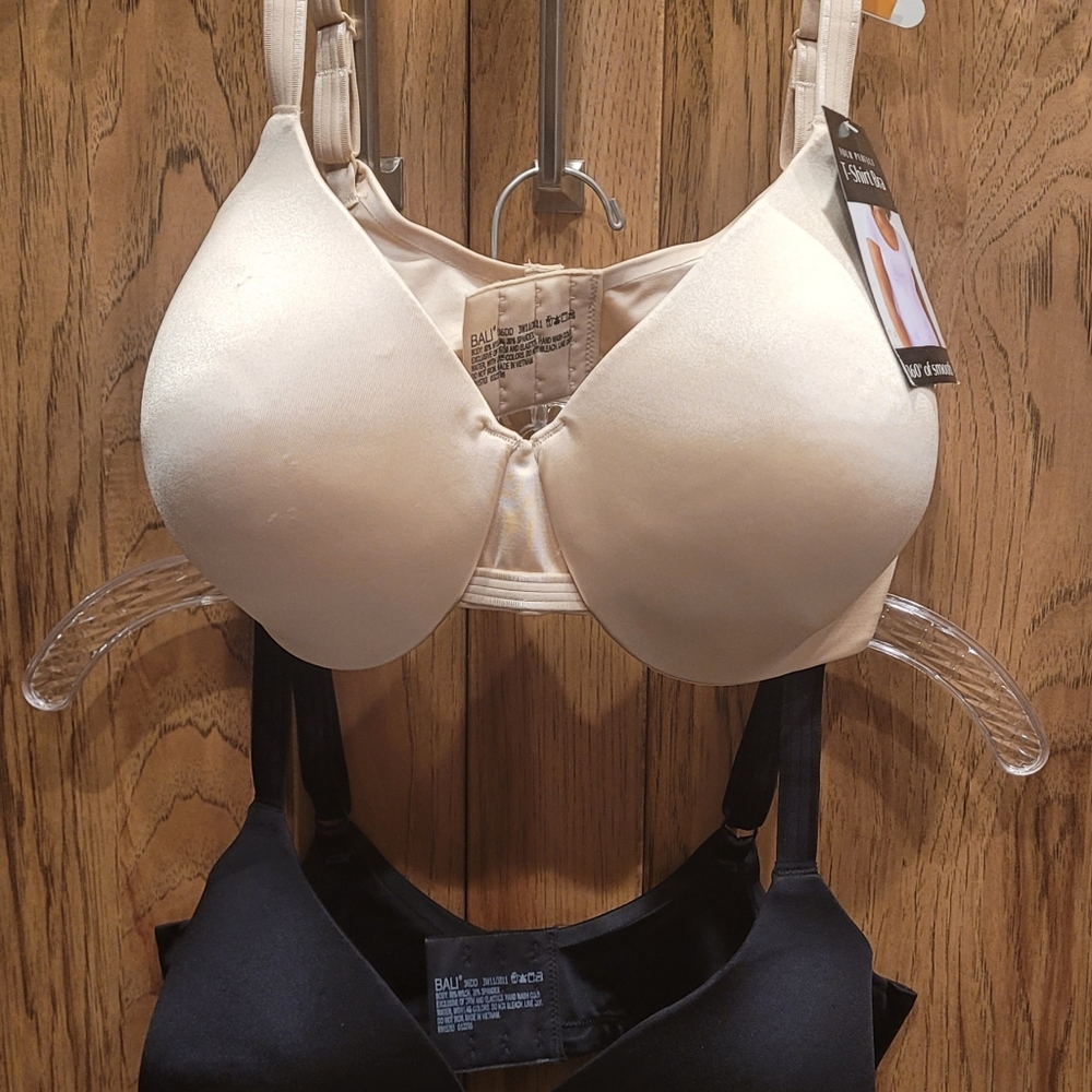2 - 36DD Bali T-shirt bras